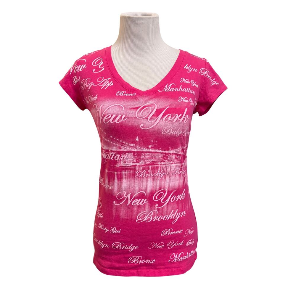 Idea NY Graphic V-Neck Tee Pink & White Y2K Inspired